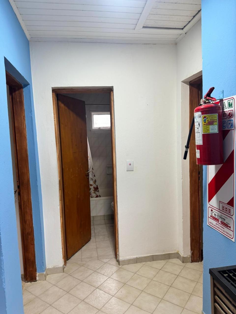 Hostal Leolei إل كالافاتي المظهر الخارجي الصورة