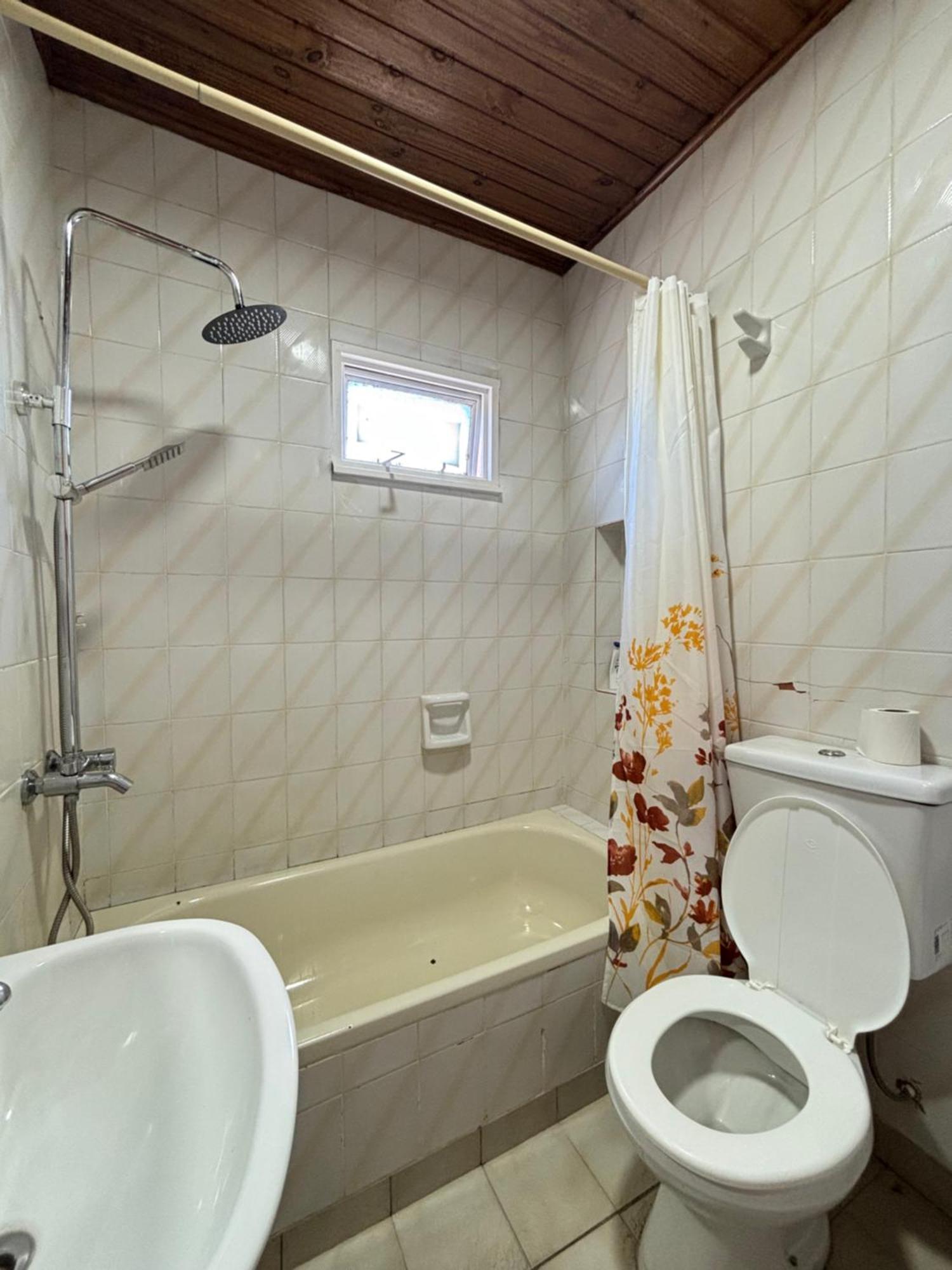 Hostal Leolei إل كالافاتي المظهر الخارجي الصورة
